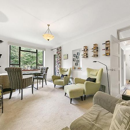 Veeve - Thirties Icon By Sadler'S Wells Apartment Лондон Екстериор снимка